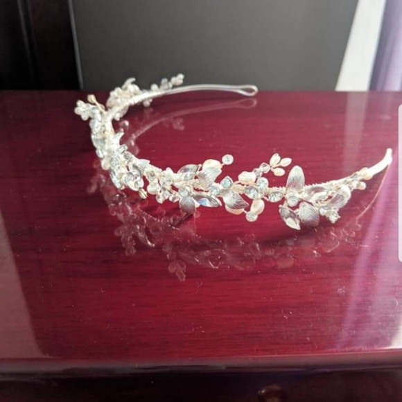 Wedding Dress - Picture 5 of 6